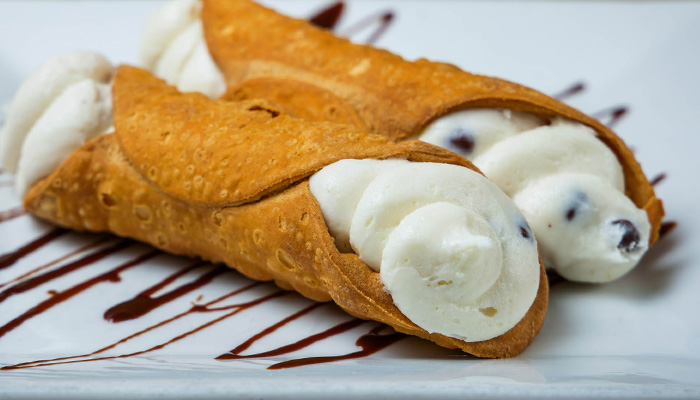 Italian Cannolis by Sonny's Italian Kitchen, the best desserts in Door County Wisconsin