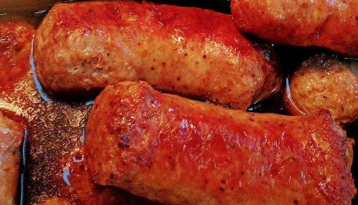 Sausages in thick, reddish-brown sauce at this Italian Restaurant on Sturgeon Bay’s waterfront.